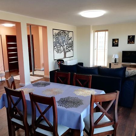 Apartament 80M2 Z 70M2 Tarasem -W Pelni Wyposazony - Wyjatkowe Centrum Miasta Wloclawek Ngoại thất bức ảnh