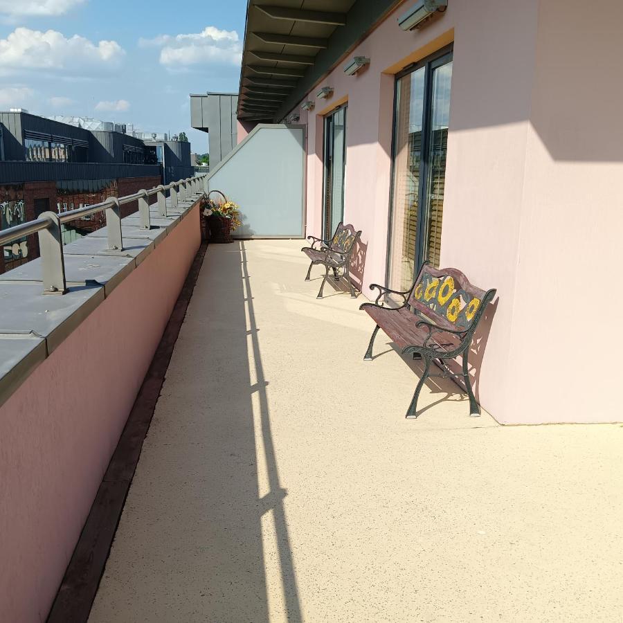 Apartament 80M2 Z 70M2 Tarasem -W Pelni Wyposazony - Wyjatkowe Centrum Miasta Wloclawek Ngoại thất bức ảnh