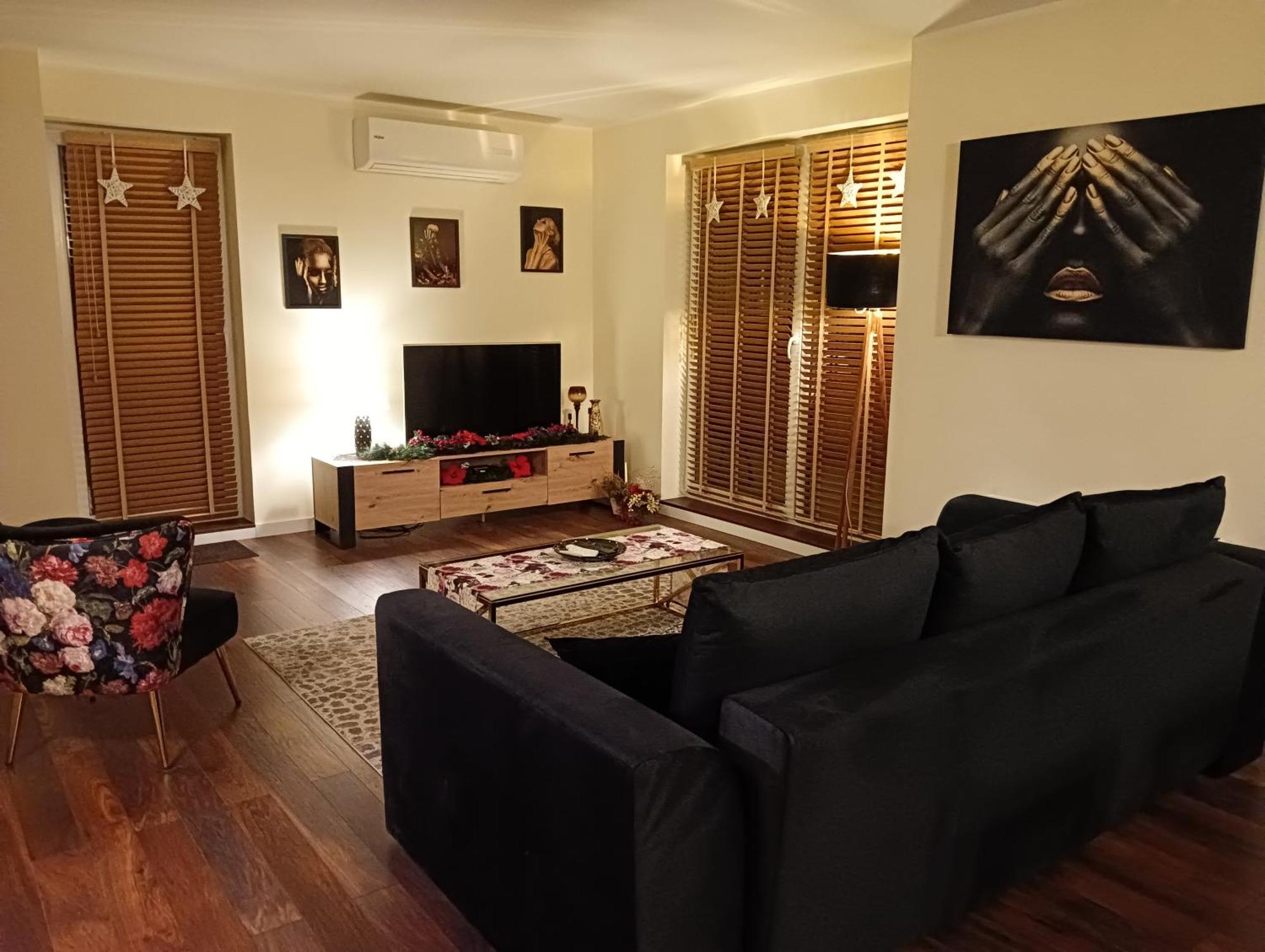 Apartament 80M2 Z 70M2 Tarasem -W Pelni Wyposazony - Wyjatkowe Centrum Miasta Wloclawek Ngoại thất bức ảnh